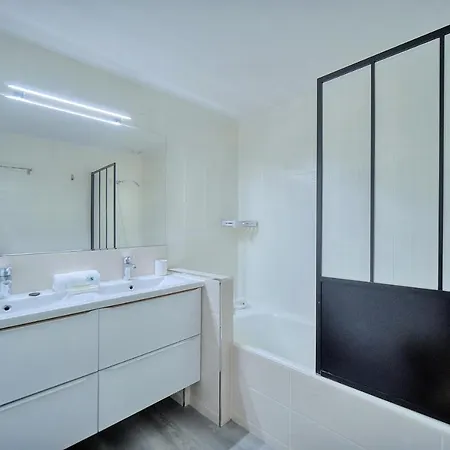 Upstays - Fully Equipped - Terrace - Pool - Wifi Cannes