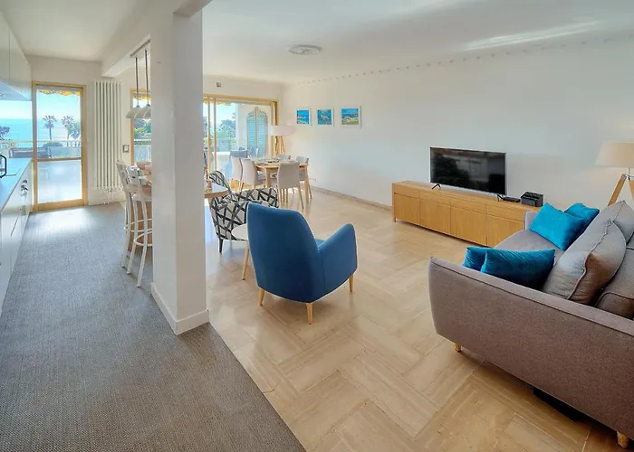 Immogroom - Fully Equipped - Terrace - Pool - Wifi - Air Conditioning * Cannes